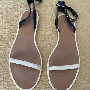 Tory Burch strap rubber sandals size 8
